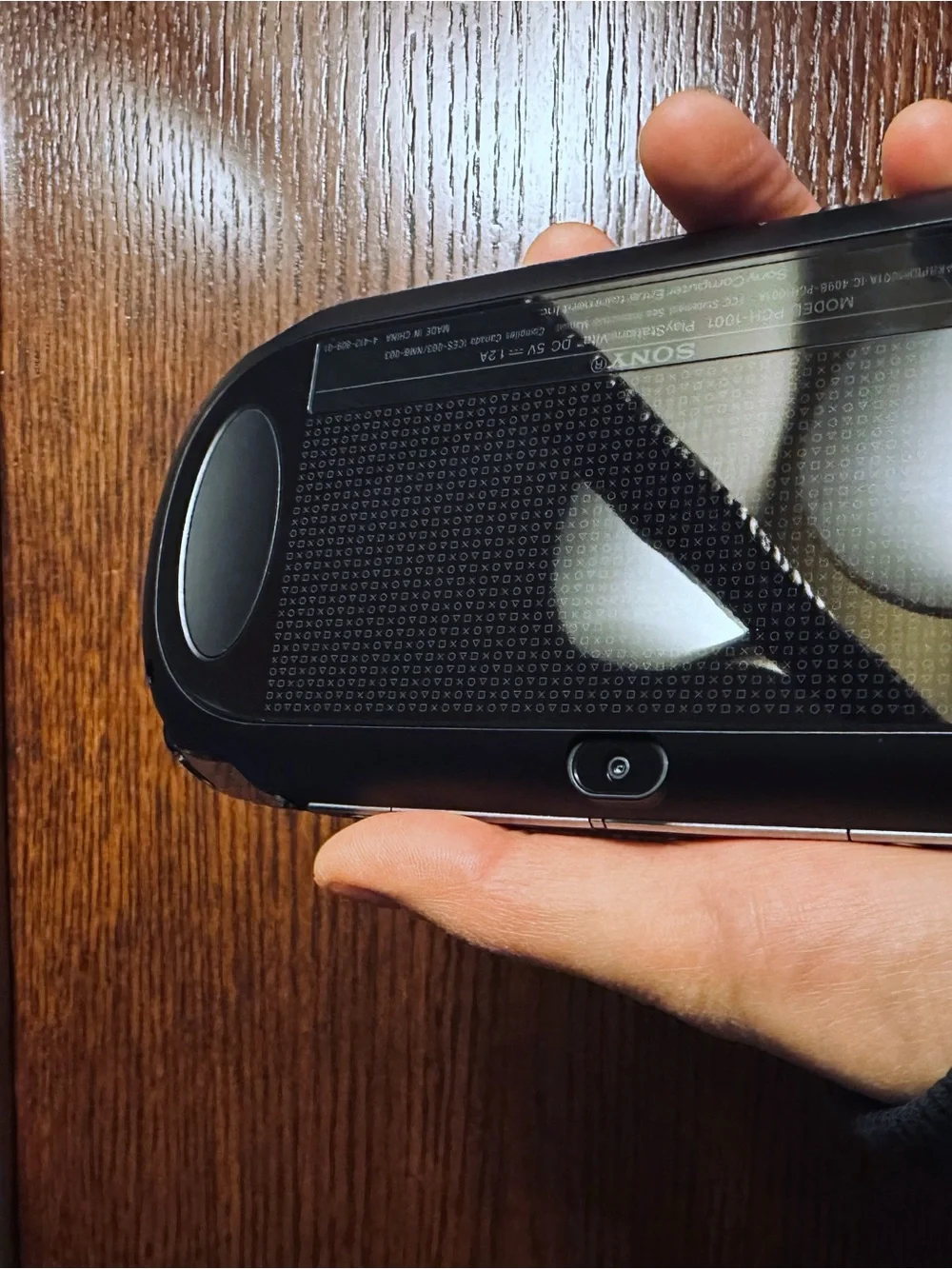 Sony PlayStation Vita PS Vita PCH-1001 in excellent condition.